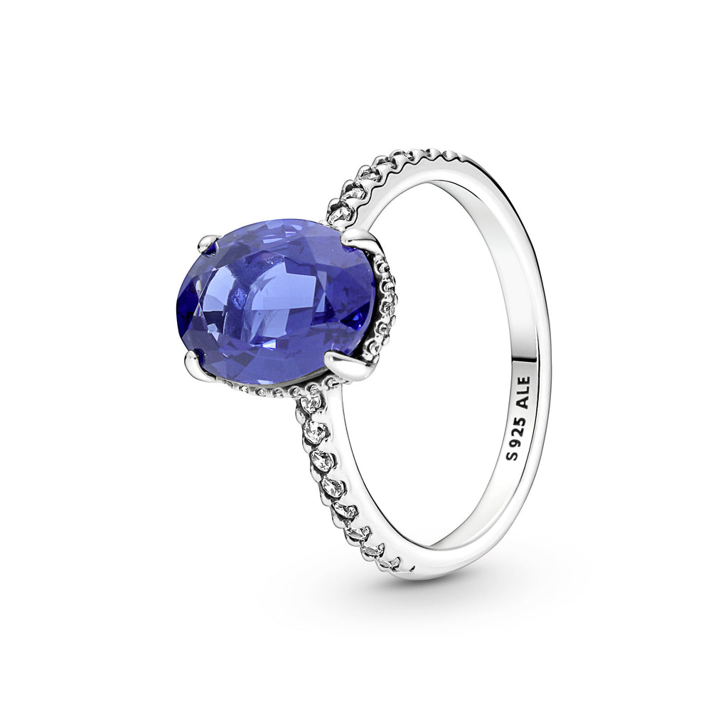Sparkling Statement Halo Ring